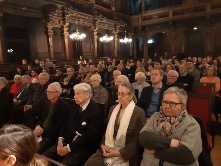 J. Tombinski Publikum